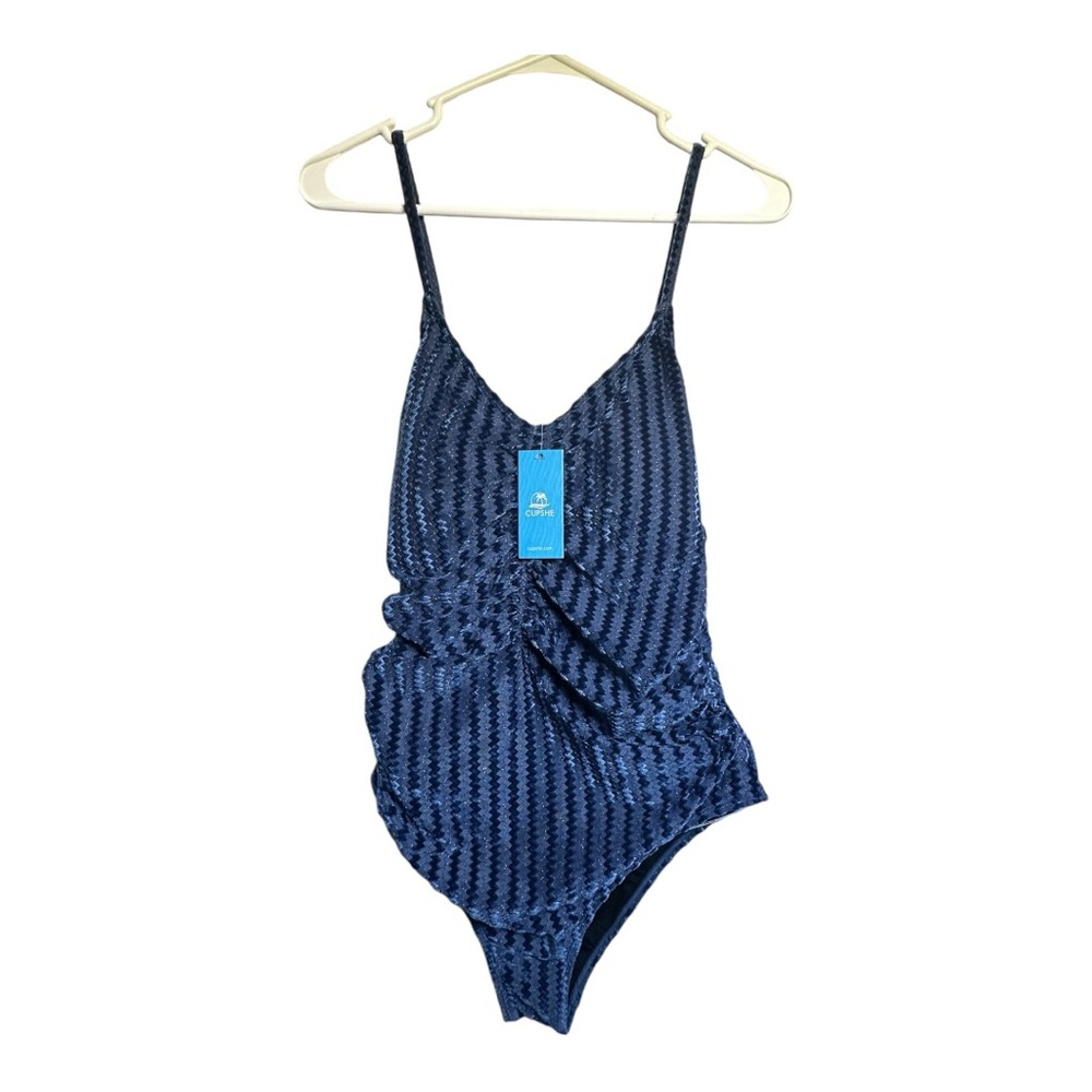 NWT✨CUPSHE V Neck Bathing Suit Crisscross Back Tie Cutout Lace up Ruched Texture
